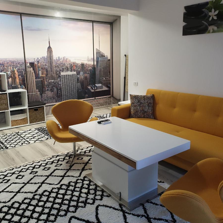 Carolina Sweet Apartament Орадя Экстерьер фото